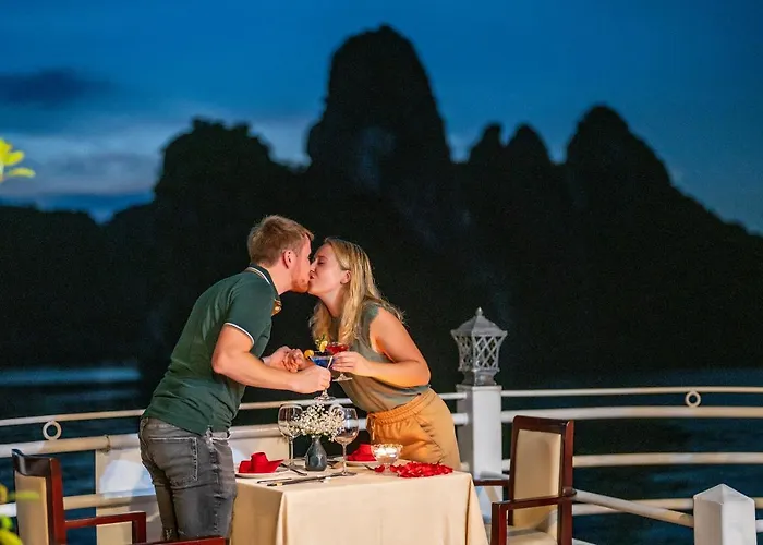  Swan Cruises - Off-the-beaten-path Route 4*