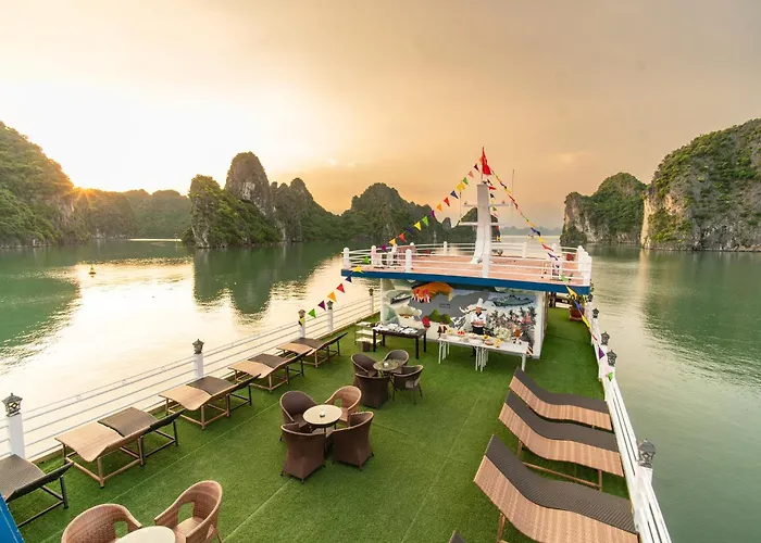  Swan Cruises - Off-the-beaten-path Route 4*