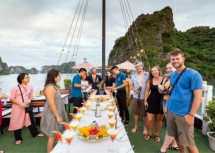  Swan Cruises - Off-the-beaten-path Route 4*