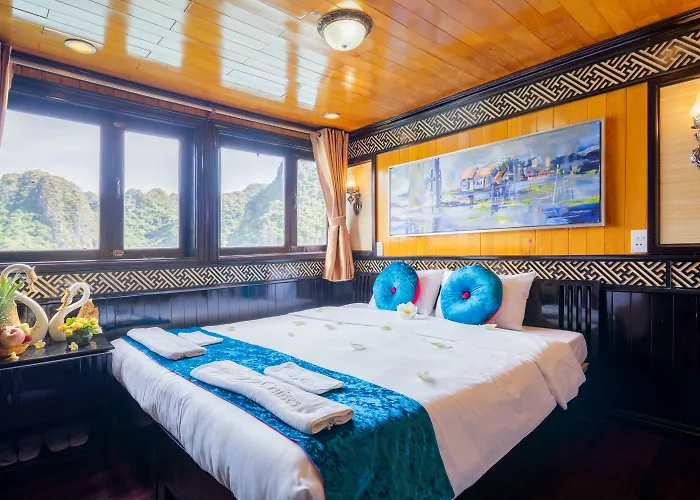  Swan Cruises - Off-the-beaten-path Route 4*