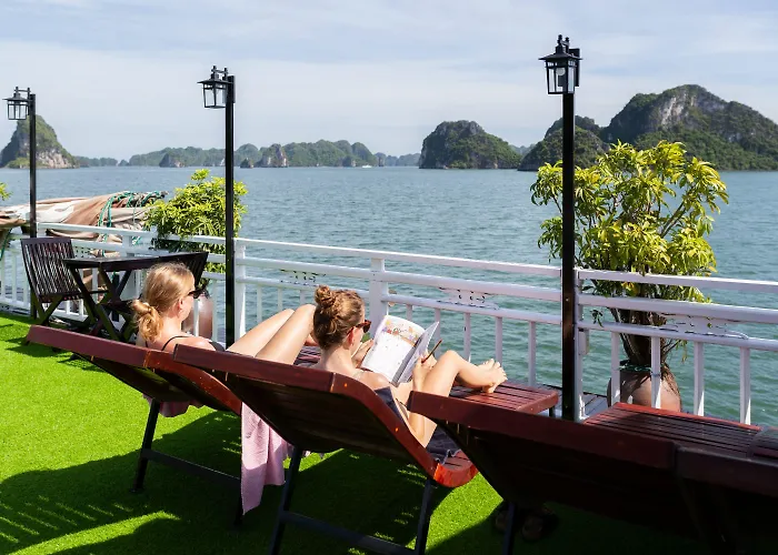Swan Cruises - Off-the-beaten-path Route