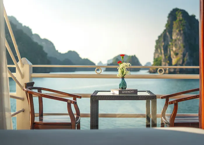 Swan Cruises - Off-the-beaten-path Route 