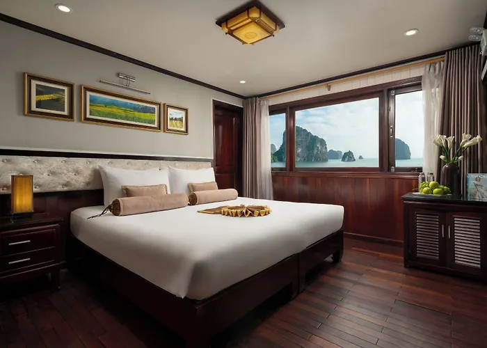 Swan Cruises - Off-the-beaten-path Route  Ha Long